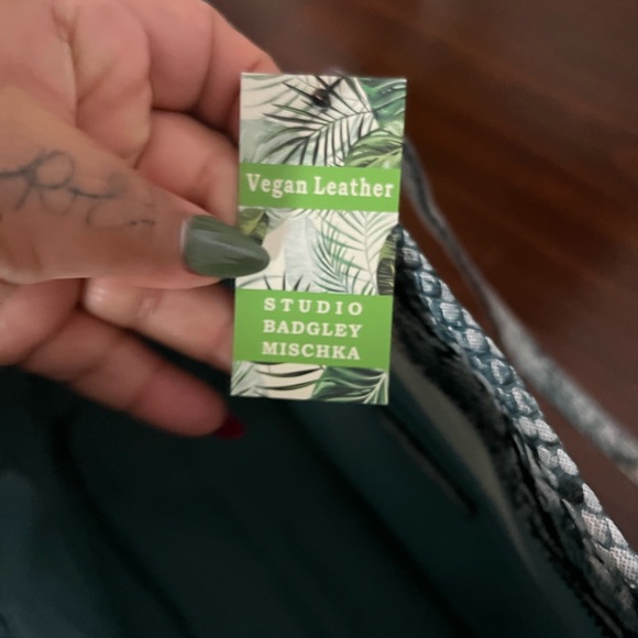 New Mischka light blue tote snake print - Picture 6 of 10